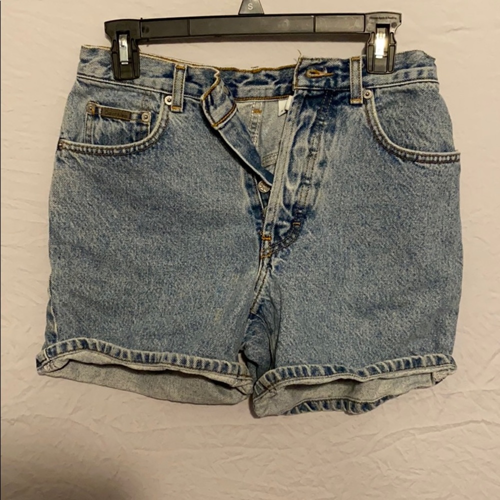 VINTAGE SUPER CUTE high waisted shorts
